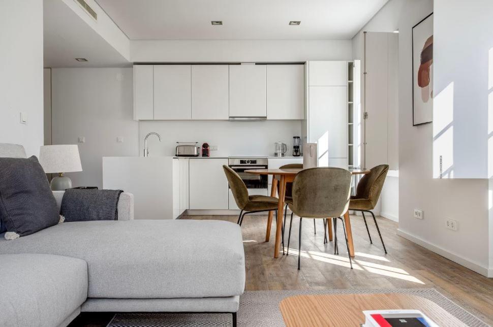 Private Bedrooms In The Heart Of Lisabona Exterior foto